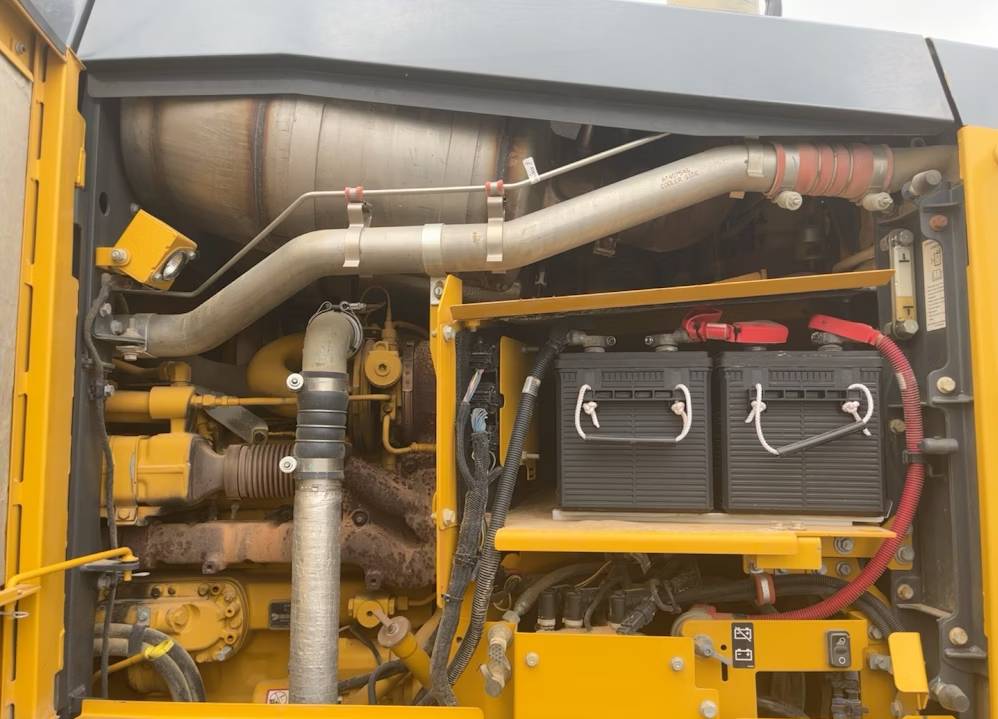 
								2017 John Deere 670GP 4WD full									