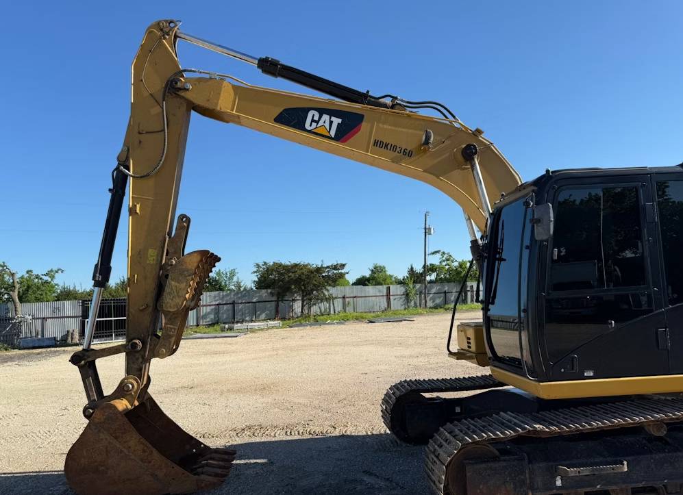 
								2019 Caterpillar 313 F L GC Excavator Trackhoe full									