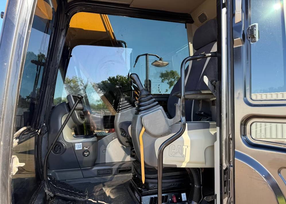 
								2019 Caterpillar 313 F L GC Excavator Trackhoe full									