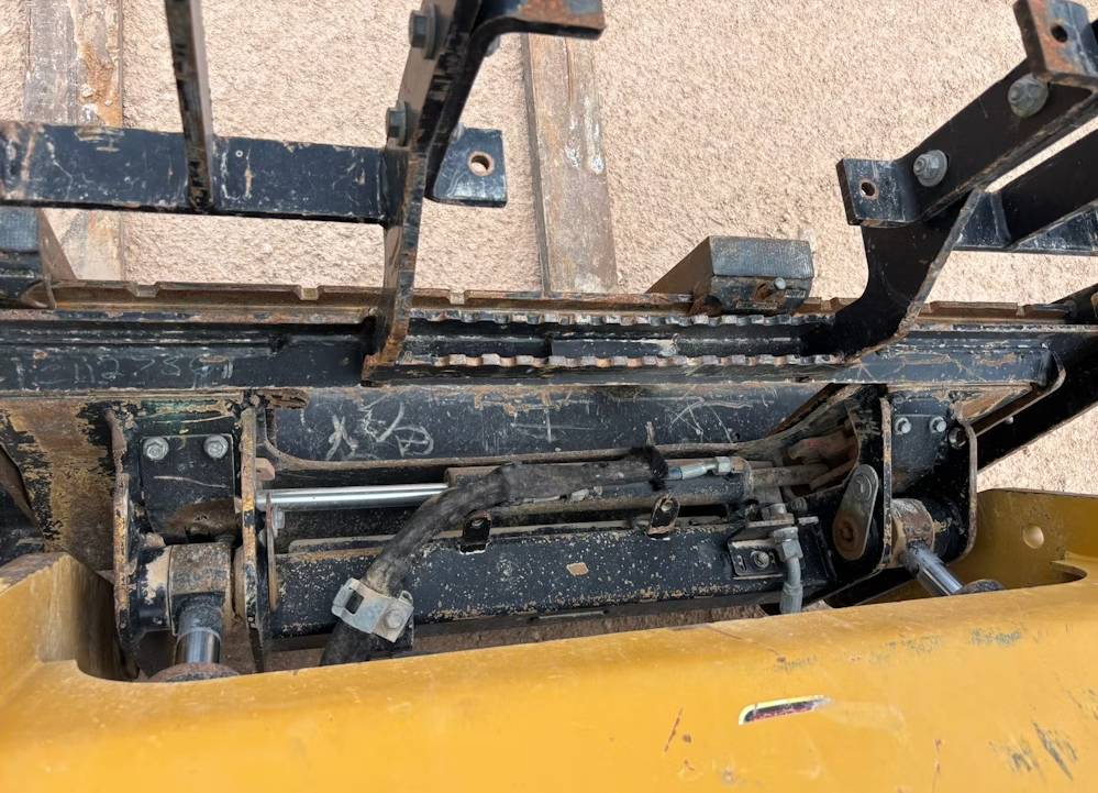 
								2023 Caterpillar 299D3XE Skid Steer Track Loader full									