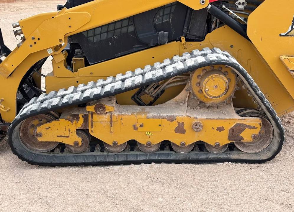 
								2023 Caterpillar 299D3XE Skid Steer Track Loader full									