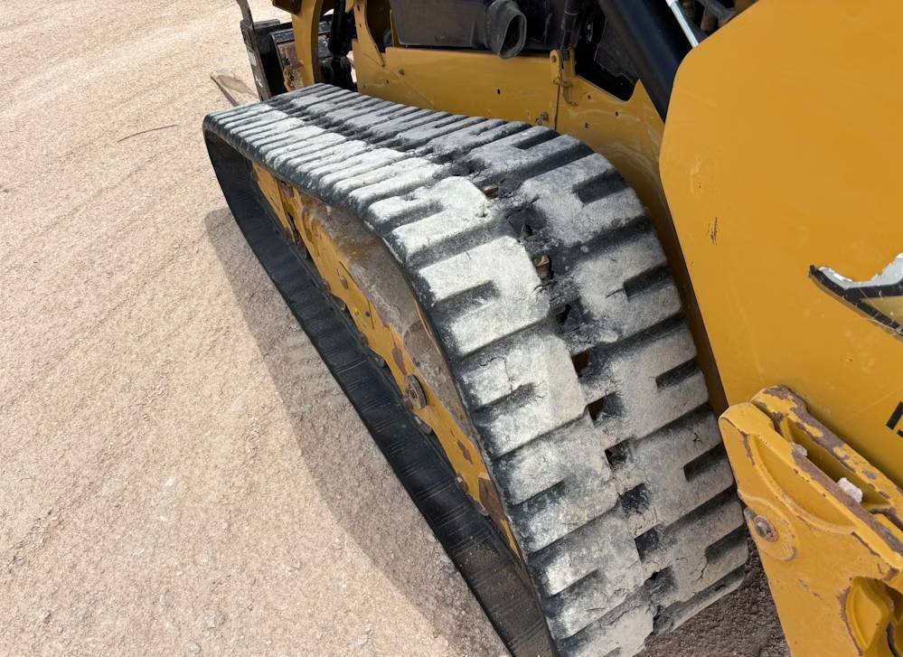 
								2023 Caterpillar 299D3XE Skid Steer Track Loader full									