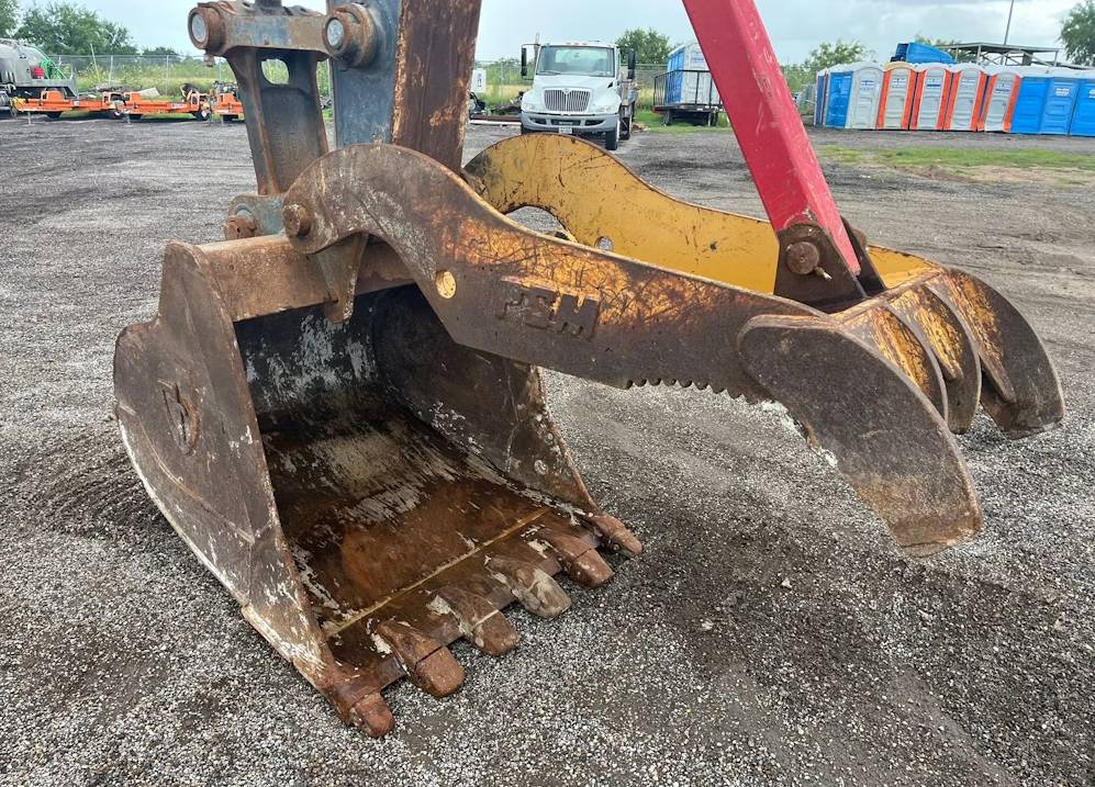 
								2018 John Deere 210G LC Excavator Enclosed Cab Steel Track Aux full									