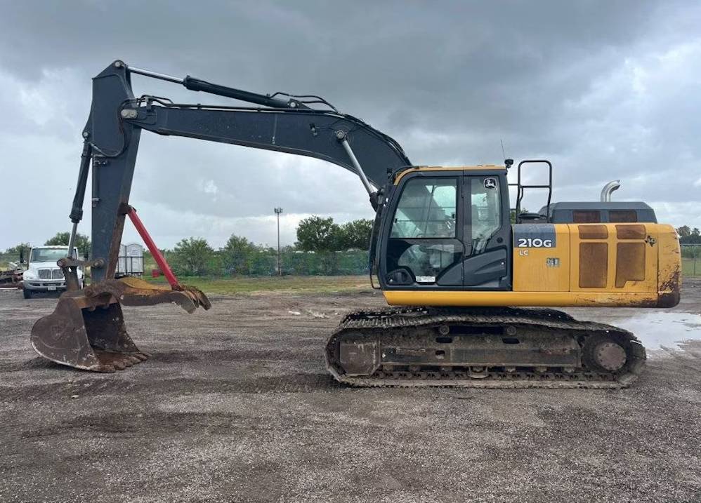 
								2018 John Deere 210G LC Excavator Enclosed Cab Steel Track Aux full									